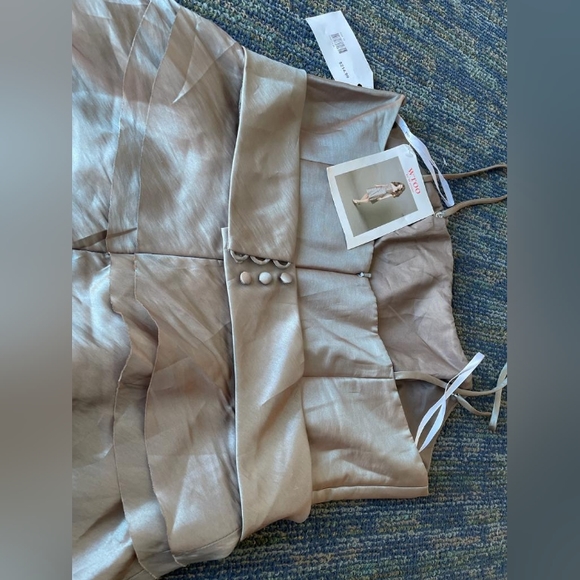 Women's item - Picture 5 of 5